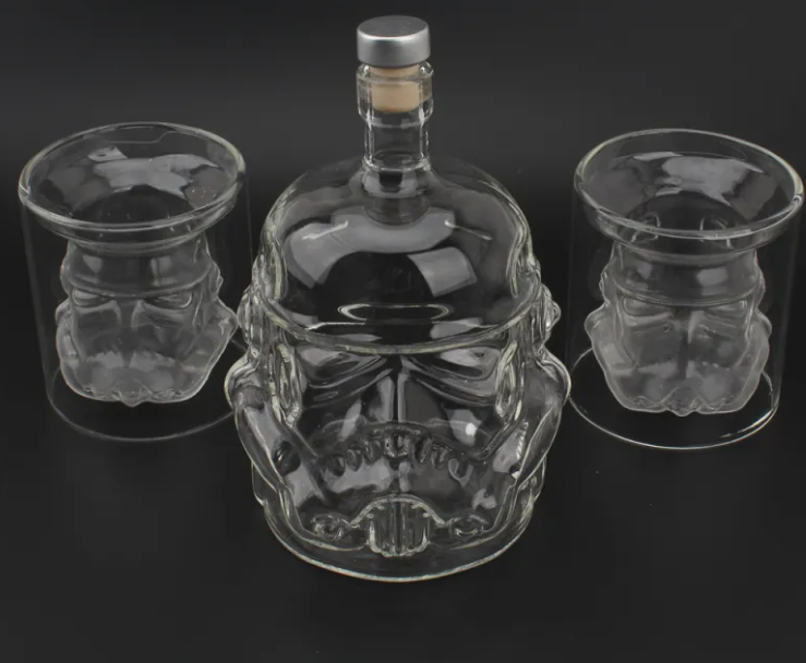 Skull Borosilicate glass decanter